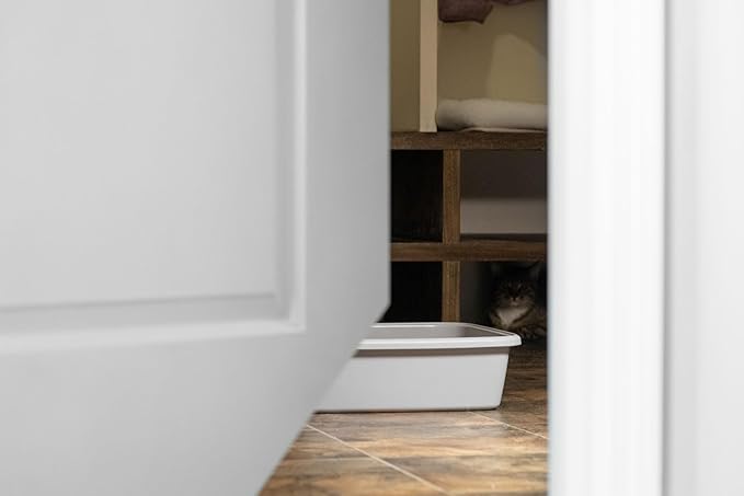 Kitty Korner Cat Door (Lefthand Kit) The Original Patented Kitty Korner Slidelock Hinge Designed to Work for Interior Doors.