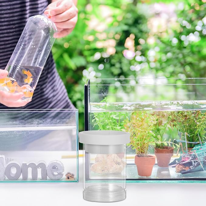 Floating Fish Incubator and Small Fish Breeding Isolation Box with Suction Cups, Aquarium Egg Isolation Chamber for Guppy Fry Hatchery and Aquarium Breeding