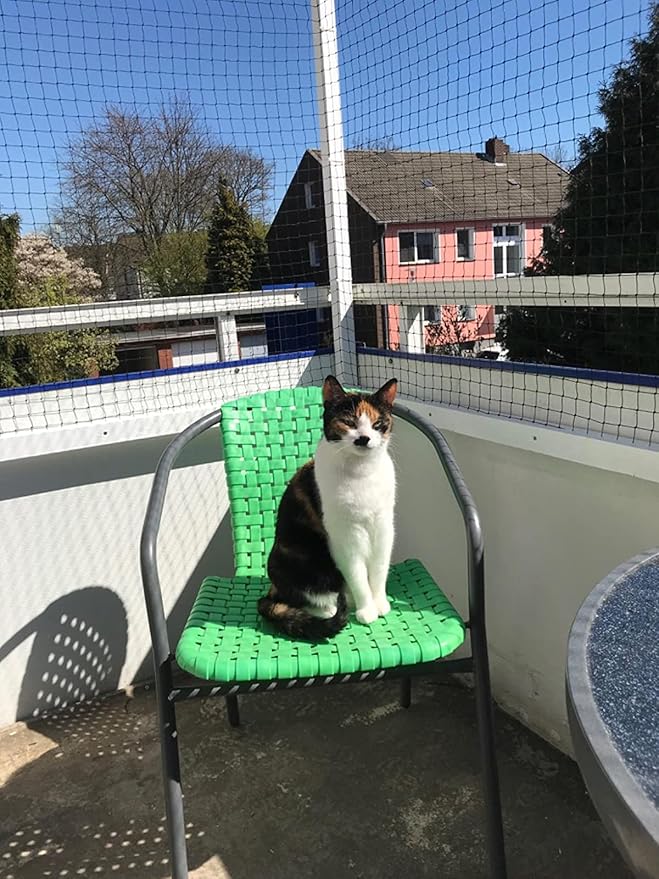 Cat Netting Balcony 10 * 26ft Pet Mesh Fence for Balcony Black Nylon Balcony Netting for Pets Anti-Fall Cat Net for Balcony and Windows