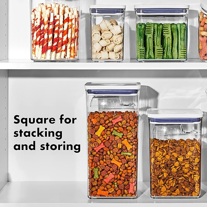 OXO Good Grips Pet POP Container – 4.4 Qt/4.2 L with Scoop |Ideal for up to 4lbs of Dog Food or 3.5lbs of Cat Food, Airtight Storage Container, BPA Free
